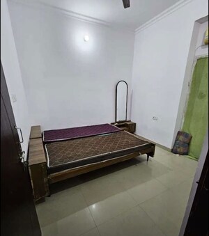 Bedroom in 2 BHK Apartment at Diamond Apartments Husainganj, Husainganj – for Rent