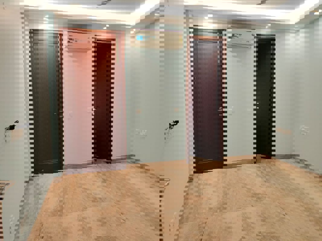 3 BHK 2700 Sq.Ft. Independent House in Siddharth Estate