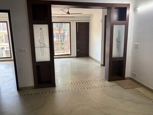 Living Room in 3 BHK Independent House at Sector 20 – for Rent