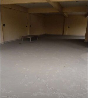 Room in  Office Space at Hazratganj – for Rent