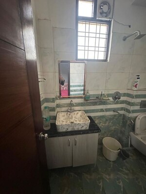 Bathroom in 1 BHK Builder Floor at Sushant Lok 3, Sector 57 – for Rent