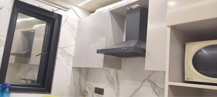Kitchen, new rajinder nagar 3 Bedroom 128 Sq.Yd. Builder Floor In New Rajinder Nagar Delhi 10207328