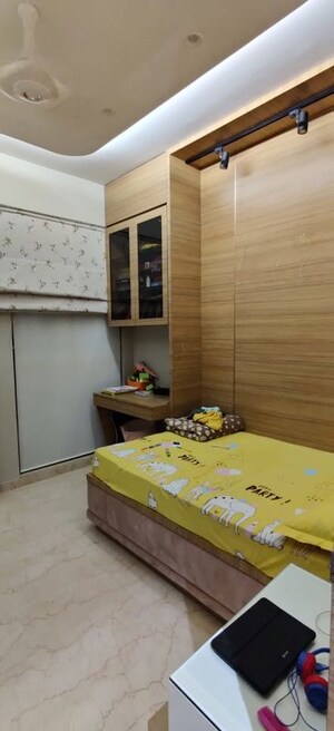 Bedroom in 3 BHK Apartment at Lodha Sterling, Kolshet Road – for Rent