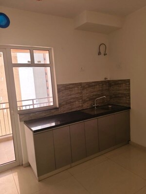 Room in 3 BHK Apartment at Shapoorji Pallonji Joyville Gurgaon, Sector 102 – for Rent