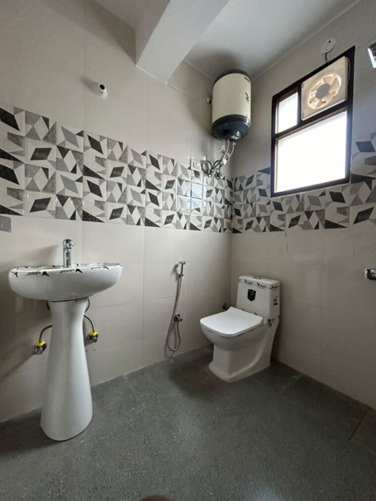 Team Area, chattarpur 1 Bedroom 450 Sq.Ft. Builder Floor In Chattarpur Delhi 10207381