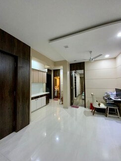 1 BHK + Pooja Room Apartment For Rent in Mamta Building