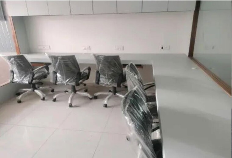 Team Area, sagar-tech-plaza Commercial Office Space 550 Sq.Ft. In Sakinaka Mumbai 10207385