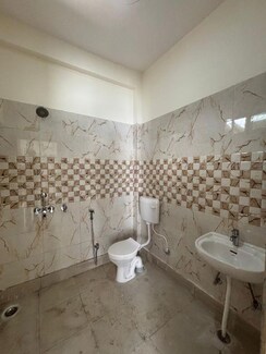 2 BHK + Pooja Room,Servant Room,Study Room,Extra Room Builder Floor For Sale in AVJ Platinum