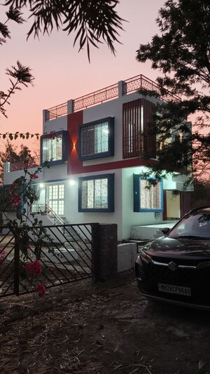 Parking in 3 BHK Villa at By The Lake, Shirwal – for Sale