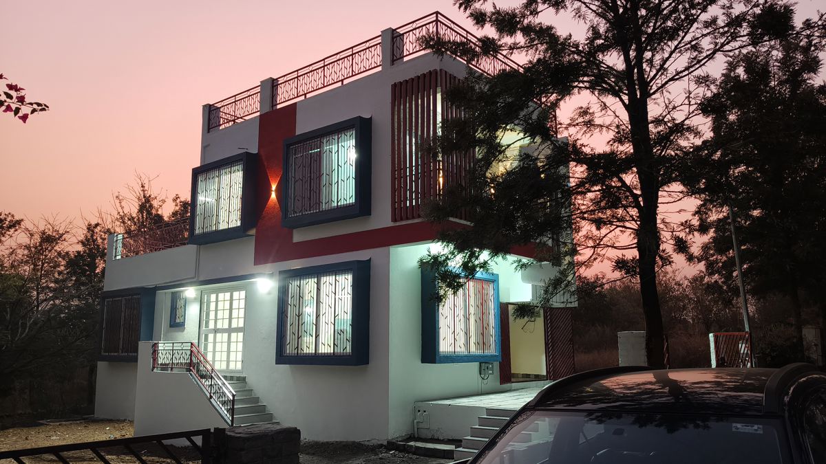 3 BHK 2200 Sq.Ft. Villa in By The Lake