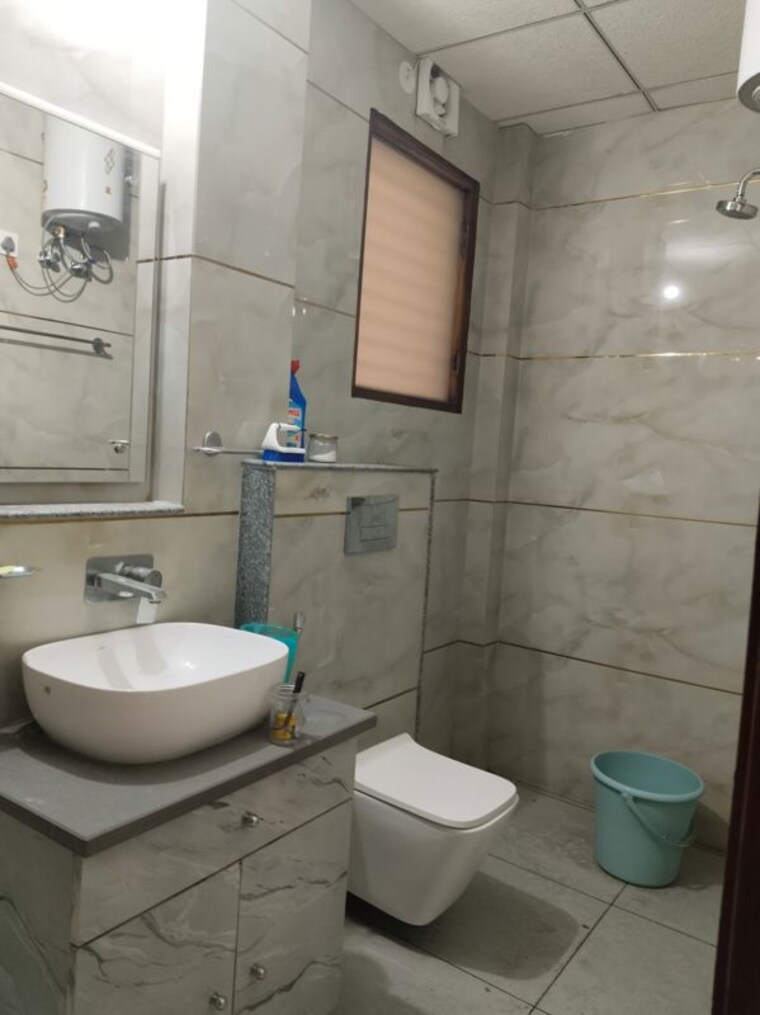 Bathroom, ireo-the-corridors 3 Bedroom 1727 Sq.Ft. Apartment In Sector 67a Gurgaon 10144865
