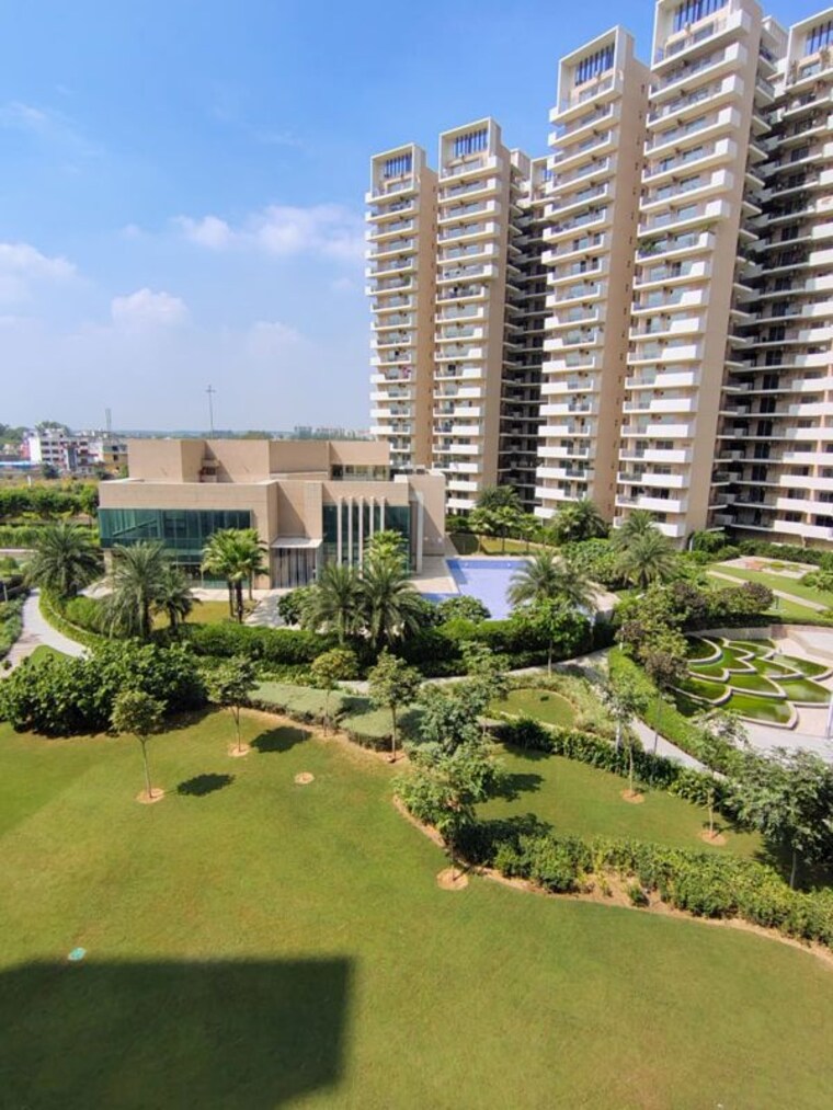 Exterior View, shree-vardhman-victoria 3 Bedroom 1950 Sq.Ft. Apartment In Sector 70 Gurgaon 10113323