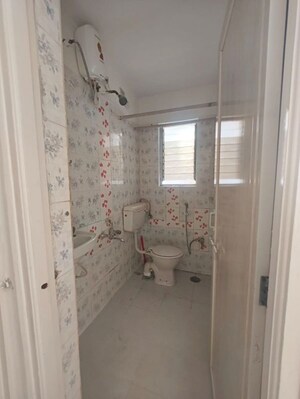 Bathroom in 3 BHK Apartment at Dp Road – for Rent