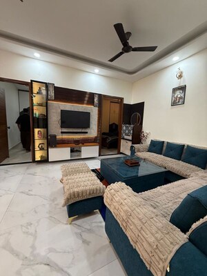 Living Room in 3 BHK Builder Floor at Gms Road – for Rent