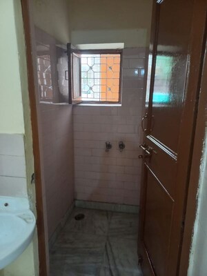 Bathroom in 1 BHK Apartment at RWA Apartments Sector 47, Sector 47 – for Rent