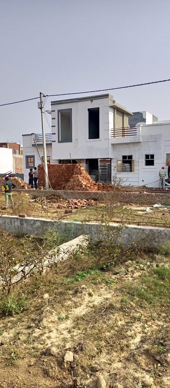 Plot For Sale in Roza Jalalpur