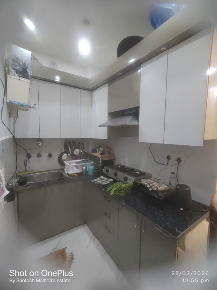 Kitchen, dwarka mor 1 Bedroom 40 Sq.Yd. Builder Floor In Dwarka Mor Delhi 10207460