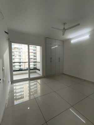 Room in 4 BHK Apartment at Hermitage Centralis, Vip Road – for Sale