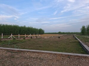  Plot For Sale in Gomti Nagar