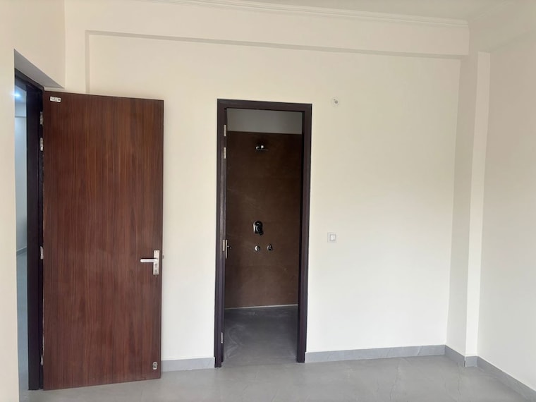 Room, ntpc-aanadham 3 Bedroom 200 Sq.Mt. Independent House In Chi Ii Greater Noida Greater Noida 10207497