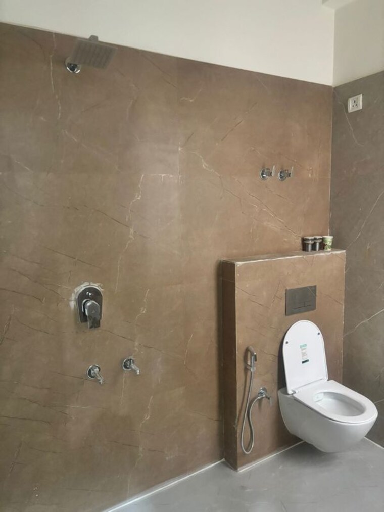 Bathroom, ntpc-aanadham 3 Bedroom 200 Sq.Mt. Independent House In Chi Ii Greater Noida Greater Noida 10207497