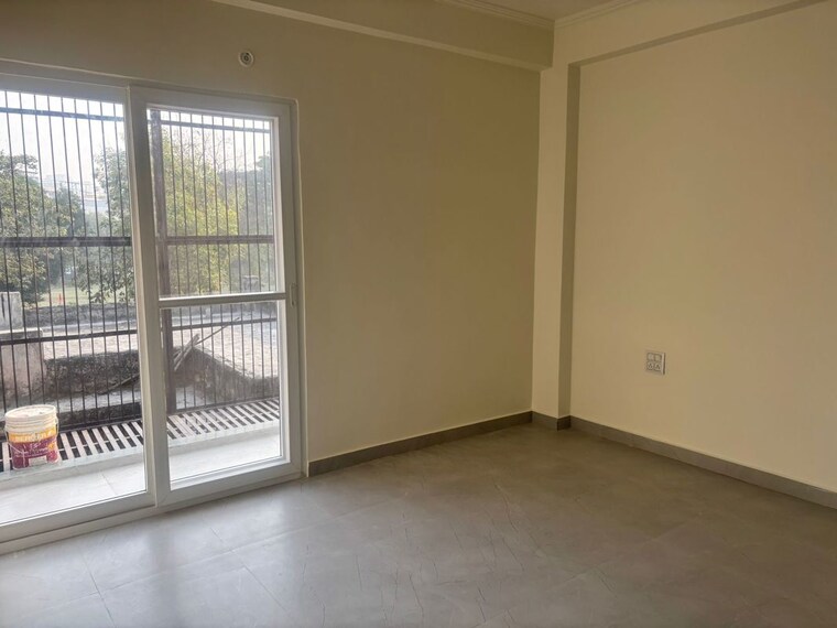 Room, awho-twin-towers-ph4 4 Bedroom 2240 Sq.Ft. Apartment In Omega I Greater Noida Greater Noida 10207501