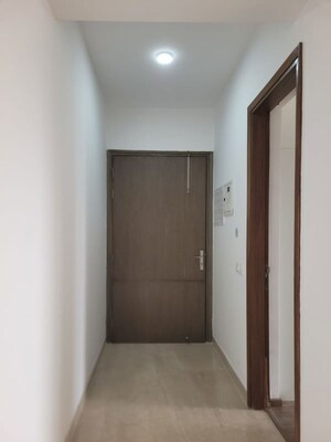 Room in 3 BHK Builder Floor at Emaar MGF Emerald Hills, Sector 65 – for Rent