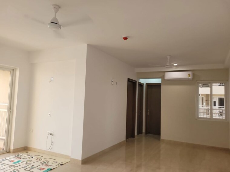Room, emaar-mgf-emerald-hills 3 Bedroom 1650 Sq.Ft. Builder Floor In Sector 65 Gurgaon 10207517