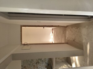 Furnished Amenities in 1 BHK Apartment at Kurla West – for Rent