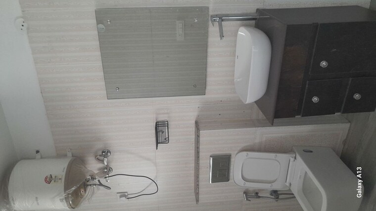 Bathroom, sector 50 4 Bedroom 2700 Sq.Ft. Builder Floor In Sector 50 Gurgaon 10207516
