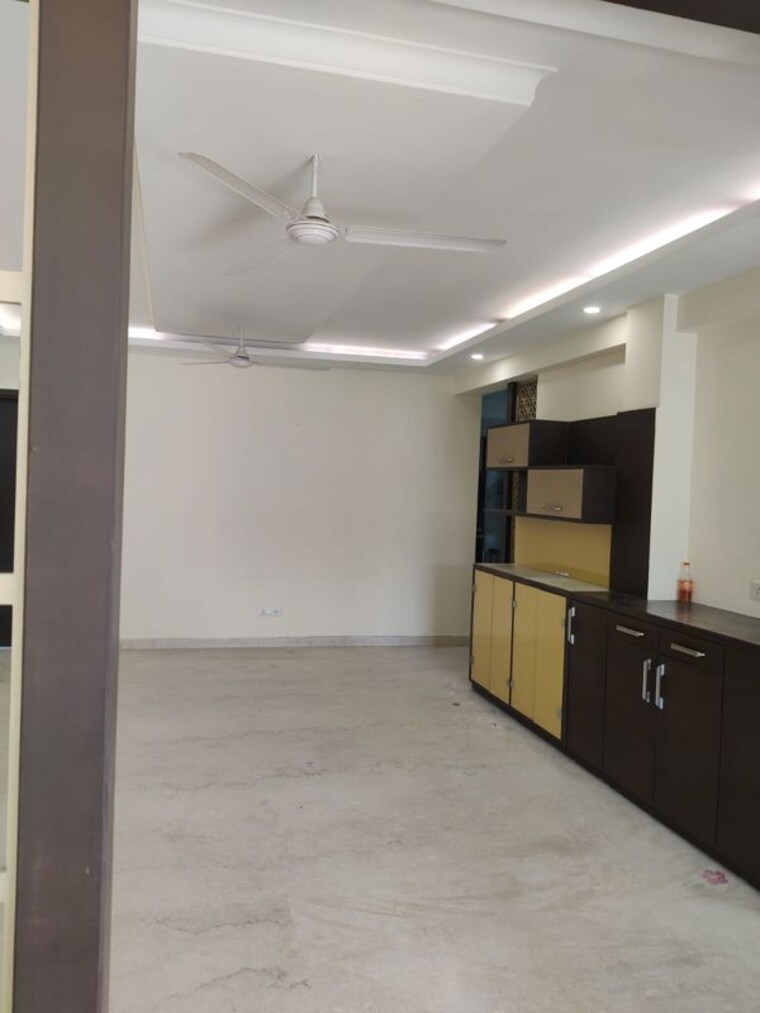 Room, unitech-south-city-1 3 Bedroom 360 Sq.Ft. Builder Floor In South City 1 Gurgaon 10207520