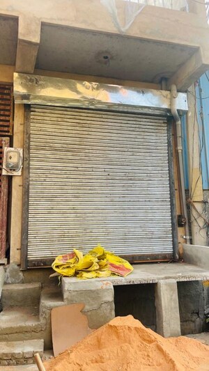  Shop For Rent in Garhi Chaukhandi