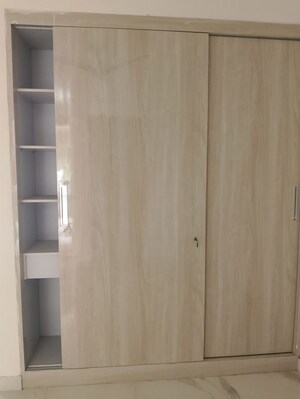 Building Lobby in 3.5 BHK Builder Floor at M3M Soulitude, Sector 89 – for Rent