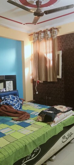 3 BHK + Servant Room Builder Floor For Sale in Hindon Vihar