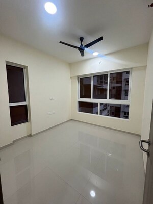 Room in 2 BHK Apartment at Dynamix Divum, Malad East – for Rent