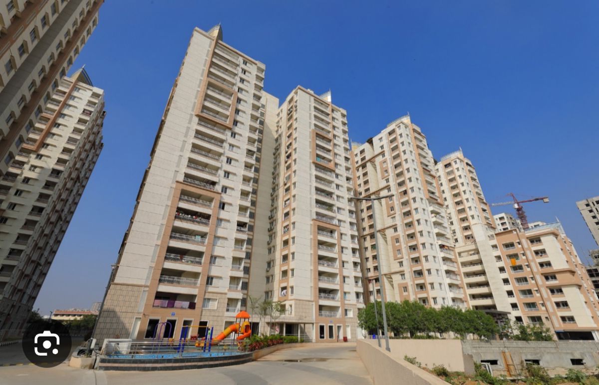 4 BHK + Pooja Room 3380 Sq.Ft. Apartment in NCC Urban One