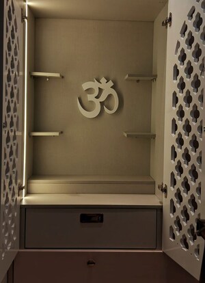 Bathroom in 2 BHK Apartment at Shree Vardhman Green Court, Sector 90 – for Rent