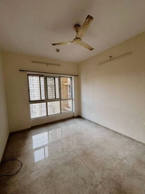 2 BHK Apartment For Rent in Lodha Amara, Kolshet Road