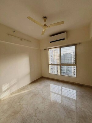 2 BHK Apartment For Rent in Lodha Amara, Kolshet Road