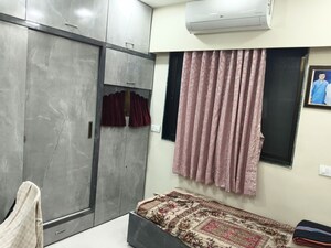 Bedroom in 1 RK Apartment at Vile Parle West – for Rent