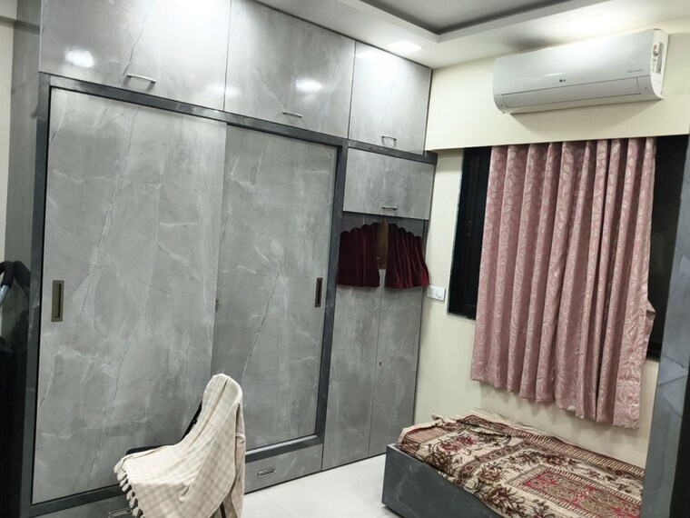 undefined, vile parle west 1 RK 200 Sq.Ft. Apartment In Vile Parle West Mumbai 10207612