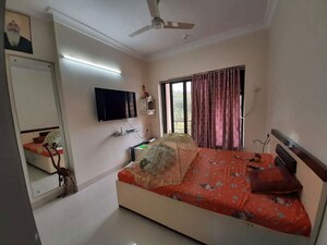 Bedroom in 2 BHK Apartment at K Raheja Raheja Residency, Malad East – for Rent