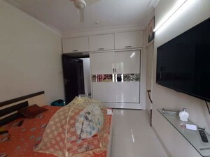 Furnished Amenities in 2 BHK Apartment at K Raheja Raheja Residency, Malad East – for Rent