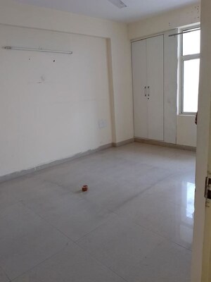 Room in 2 BHK Apartment at Charms 58 High Street, Raj Nagar Extension – for Rent