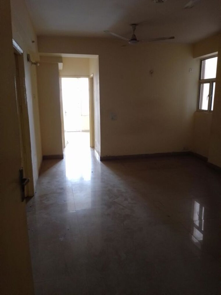 Room, charms-58-high-street 2 Bedroom 965 Sq.Ft. Apartment In Raj Nagar Extension Ghaziabad 10207626