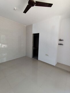 1 BHK + Pooja Room Apartment For Rent in Crescent Silverwoods
