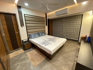 Bedroom in 2 BHK Apartment at Riddhi Garden, Malad East – for Rent