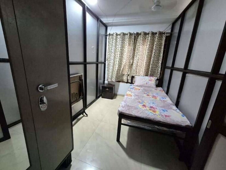 Room, kurla Pg For Boys & Girls In Kurla 10207647