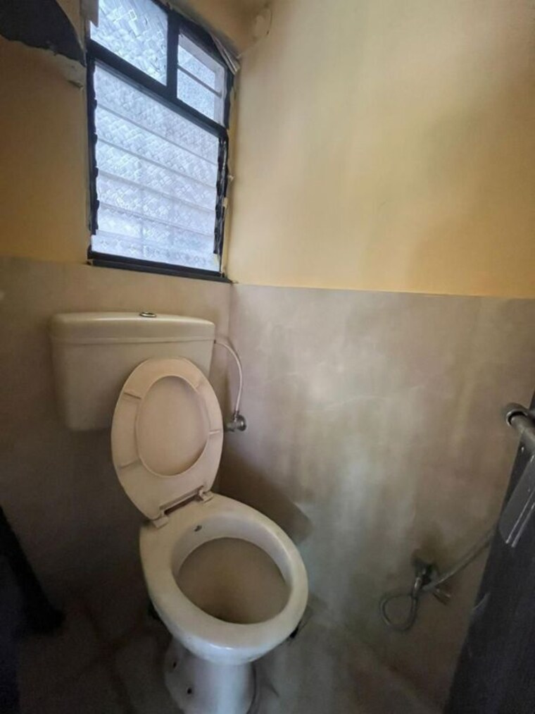 Bathroom, wadgaon sheri 1 Bedroom 600 Sq.Ft. Apartment In Wadgaon Sheri Pune 10207659