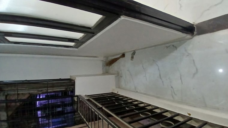Balcony, abul fazal enclave part 1 4 Bedroom 1350 Sq.Ft. Apartment In Abul Fazal Enclave Part 1 Delhi 10207683